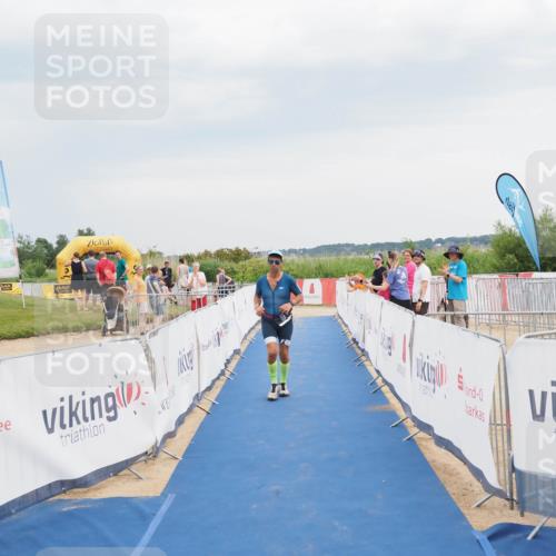 22.06.2025 - Viking Triathlon MichiJ http://msf.ph/oto/8118363 22.06.2025 16:56:15 Ziel 23 meine-sportfotos.de