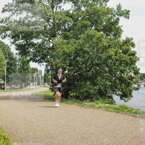 22.06.2025 - Viking Triathlon KatJ http://msf.ph/oto/8118373 22.06.2025 15:10:33 Laufen 530 meine-sportfotos.de