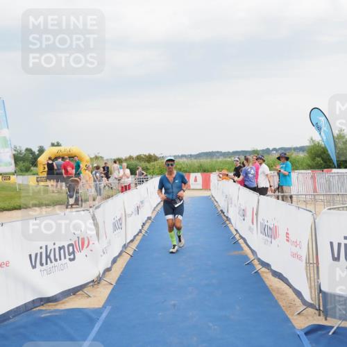 22.06.2025 - Viking Triathlon MichiJ http://msf.ph/oto/8118382 22.06.2025 16:56:16 Ziel 23 meine-sportfotos.de