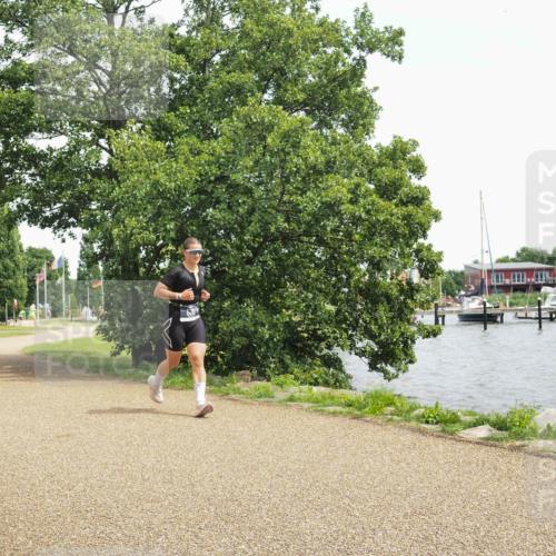 22.06.2025 - Viking Triathlon KatJ http://msf.ph/oto/8118405 22.06.2025 15:10:33 Laufen 530 meine-sportfotos.de