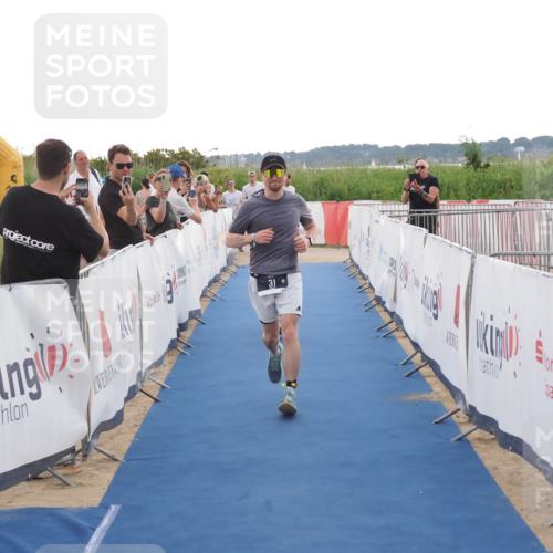 22.06.2025 - Viking Triathlon MichiJ http://msf.ph/oto/8118417 22.06.2025 16:28:08 Ziel 31, 285, 601 meine-sportfotos.de