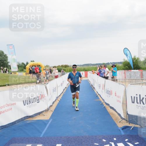 22.06.2025 - Viking Triathlon MichiJ http://msf.ph/oto/8118472 22.06.2025 16:56:17 Ziel 23 meine-sportfotos.de