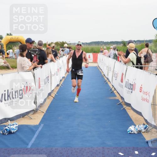 22.06.2025 - Viking Triathlon MichiJ http://msf.ph/oto/8118480 22.06.2025 15:08:22 Ziel 265, 411 meine-sportfotos.de