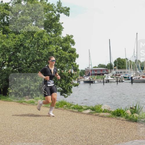 22.06.2025 - Viking Triathlon KatJ http://msf.ph/oto/8118485 22.06.2025 15:10:34 Laufen 530 meine-sportfotos.de