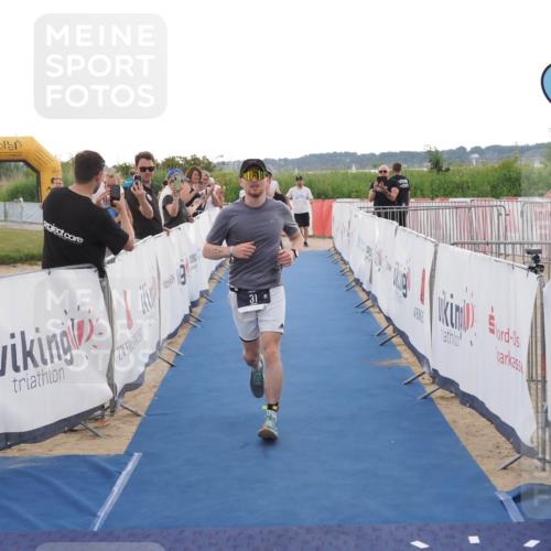 22.06.2025 - Viking Triathlon MichiJ http://msf.ph/oto/8118495 22.06.2025 16:28:08 Ziel 31, 285, 601 meine-sportfotos.de