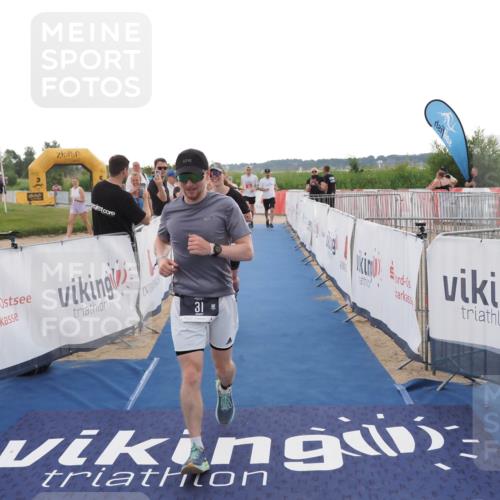 22.06.2025 - Viking Triathlon MichiJ http://msf.ph/oto/8118584 22.06.2025 16:28:09 Ziel 31, 285, 601 meine-sportfotos.de