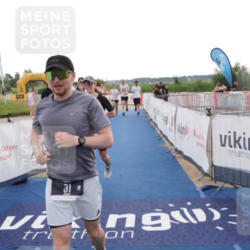 22.06.2025 - Viking Triathlon MichiJ http://msf.ph/oto/8118649 22.06.2025 16:28:10 Ziel 31, 285, 601 meine-sportfotos.de
