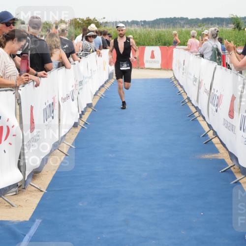 22.06.2025 - Viking Triathlon MichiJ http://msf.ph/oto/8118651 22.06.2025 15:08:26 Ziel 265, 411 meine-sportfotos.de