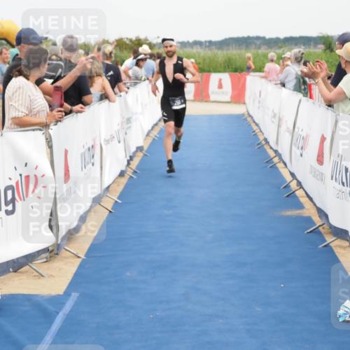 22.06.2025 - Viking Triathlon MichiJ http://msf.ph/oto/8118695 22.06.2025 15:08:26 Ziel 265, 411 meine-sportfotos.de