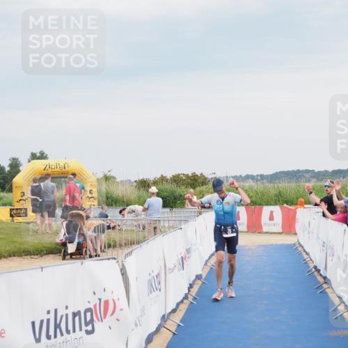 22.06.2025 - Viking Triathlon MichiJ http://msf.ph/oto/8118719 22.06.2025 16:59:17 Ziel 26 meine-sportfotos.de