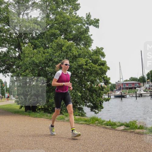 22.06.2025 - Viking Triathlon KatJ http://msf.ph/oto/8118726 22.06.2025 15:11:50 Laufen 249 meine-sportfotos.de