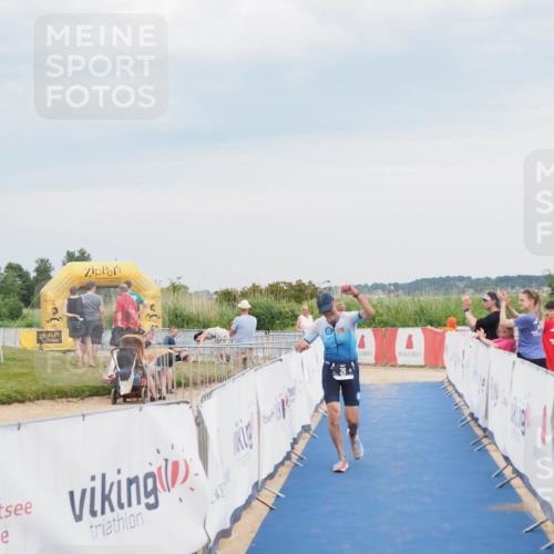 22.06.2025 - Viking Triathlon MichiJ http://msf.ph/oto/8118741 22.06.2025 16:59:18 Ziel 26 meine-sportfotos.de
