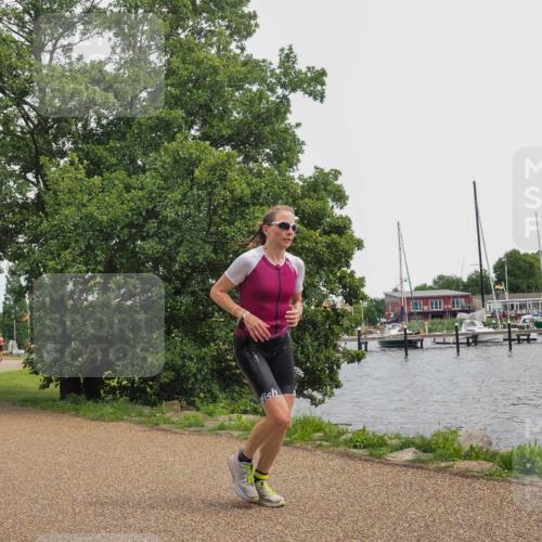 22.06.2025 - Viking Triathlon KatJ http://msf.ph/oto/8118742 22.06.2025 15:11:50 Laufen 249 meine-sportfotos.de
