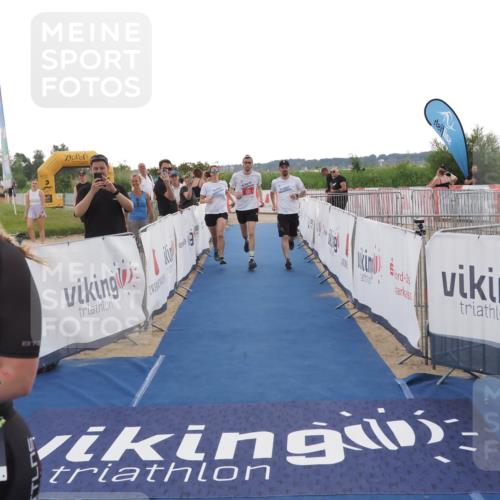 22.06.2025 - Viking Triathlon MichiJ http://msf.ph/oto/8118787 22.06.2025 16:28:12 Ziel 31, 285, 601 meine-sportfotos.de
