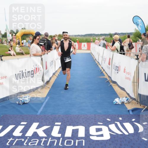 22.06.2025 - Viking Triathlon MichiJ http://msf.ph/oto/8118791 22.06.2025 15:08:28 Ziel 265 meine-sportfotos.de