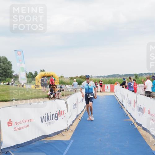 22.06.2025 - Viking Triathlon MichiJ http://msf.ph/oto/8118806 22.06.2025 16:59:18 Ziel 26 meine-sportfotos.de