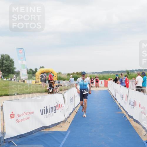 22.06.2025 - Viking Triathlon MichiJ http://msf.ph/oto/8118820 22.06.2025 16:59:19 Ziel 26 meine-sportfotos.de