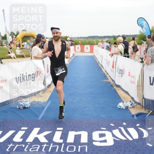 22.06.2025 - Viking Triathlon MichiJ http://msf.ph/oto/8118835 22.06.2025 15:08:28 Ziel 265 meine-sportfotos.de