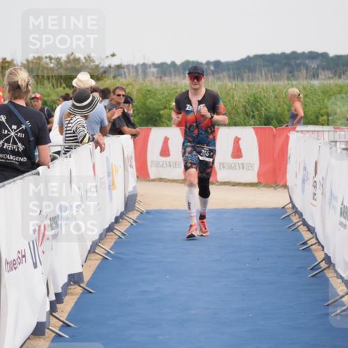 22.06.2025 - Viking Triathlon MichiJ http://msf.ph/oto/8118854 22.06.2025 15:08:33 Ziel 355 meine-sportfotos.de