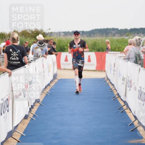 22.06.2025 - Viking Triathlon MichiJ http://msf.ph/oto/8118888 22.06.2025 15:08:34 Ziel 355 meine-sportfotos.de
