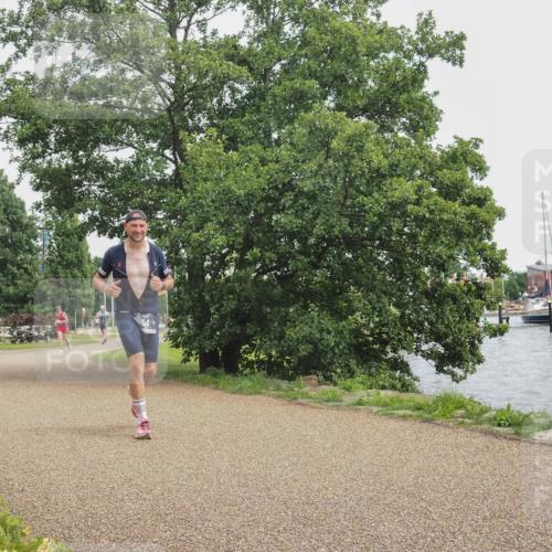 22.06.2025 - Viking Triathlon KatJ http://msf.ph/oto/8118948 22.06.2025 15:12:15 Laufen 54 meine-sportfotos.de