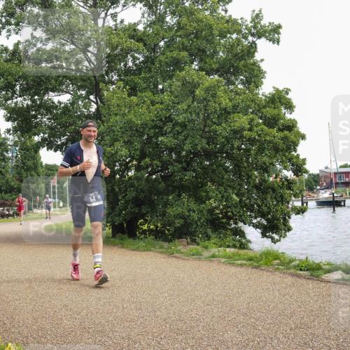 22.06.2025 - Viking Triathlon KatJ http://msf.ph/oto/8118966 22.06.2025 15:12:16 Laufen 54 meine-sportfotos.de