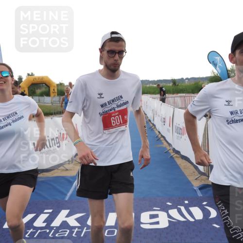 22.06.2025 - Viking Triathlon MichiJ http://msf.ph/oto/8118967 22.06.2025 16:28:15 Ziel 601 meine-sportfotos.de
