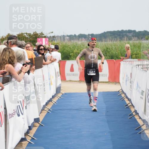 22.06.2025 - Viking Triathlon MichiJ http://msf.ph/oto/8118999 22.06.2025 14:58:33 Ziel 464 meine-sportfotos.de
