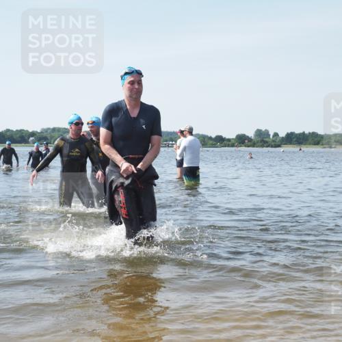 22.06.2025 - Viking Triathlon KatJ http://msf.ph/oto/8119000 22.06.2025 10:46:25 Schwimmen 60, 121, 213, 225, 406 meine-sportfotos.de