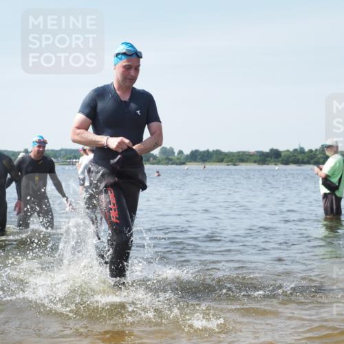 22.06.2025 - Viking Triathlon KatJ http://msf.ph/oto/8119029 22.06.2025 10:46:26 Schwimmen 60, 121, 213, 225, 333, 406 meine-sportfotos.de