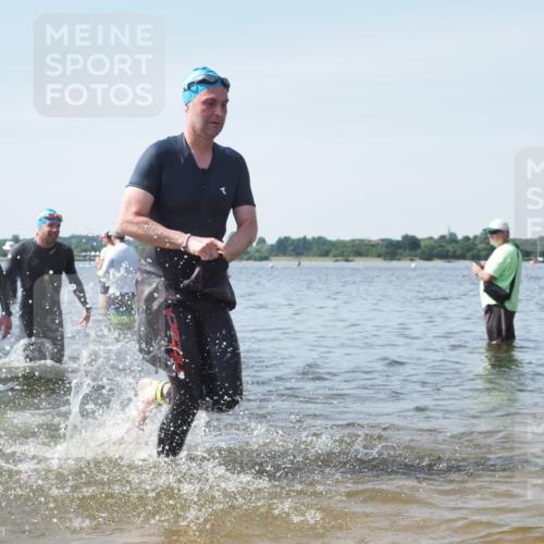 22.06.2025 - Viking Triathlon KatJ http://msf.ph/oto/8119035 22.06.2025 10:46:26 Schwimmen 60, 121, 213, 225, 333, 406 meine-sportfotos.de