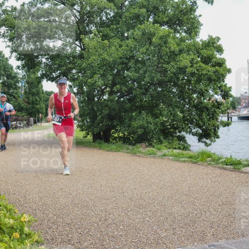 22.06.2025 - Viking Triathlon KatJ http://msf.ph/oto/8119060 22.06.2025 15:12:25 Laufen 353, 627 meine-sportfotos.de