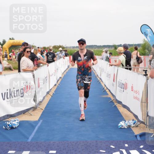 22.06.2025 - Viking Triathlon MichiJ http://msf.ph/oto/8119064 22.06.2025 15:08:37 Ziel 355 meine-sportfotos.de