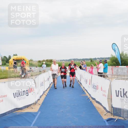 22.06.2025 - Viking Triathlon MichiJ http://msf.ph/oto/8119082 22.06.2025 16:59:28 Ziel 640 meine-sportfotos.de