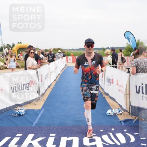22.06.2025 - Viking Triathlon MichiJ http://msf.ph/oto/8119105 22.06.2025 15:08:38 Ziel 355 meine-sportfotos.de