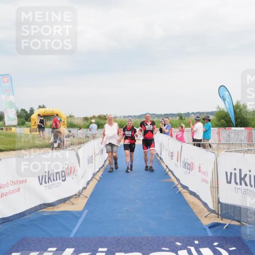 22.06.2025 - Viking Triathlon MichiJ http://msf.ph/oto/8119107 22.06.2025 16:59:28 Ziel 640 meine-sportfotos.de