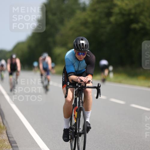 22.06.2025 - Viking Triathlon Yannick Fuchs http://msf.ph/oto/8119120 22.06.2025 11:44:10 Radfahren 121, 143, 144, 471, 543 meine-sportfotos.de