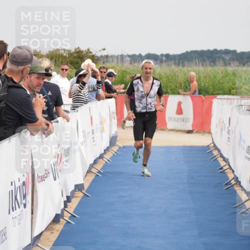 22.06.2025 - Viking Triathlon MichiJ http://msf.ph/oto/8119150 22.06.2025 15:09:07 Ziel 17 meine-sportfotos.de