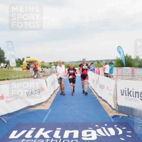 22.06.2025 - Viking Triathlon MichiJ http://msf.ph/oto/8119161 22.06.2025 16:59:29 Ziel 640 meine-sportfotos.de