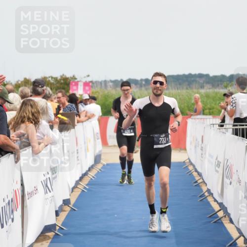 22.06.2025 - Viking Triathlon MichiJ http://msf.ph/oto/8119168 22.06.2025 14:58:43 Ziel 233, 508 meine-sportfotos.de