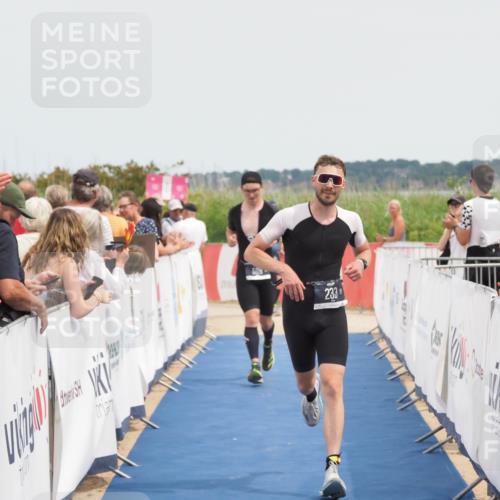 22.06.2025 - Viking Triathlon MichiJ http://msf.ph/oto/8119176 22.06.2025 14:58:43 Ziel 233, 508 meine-sportfotos.de