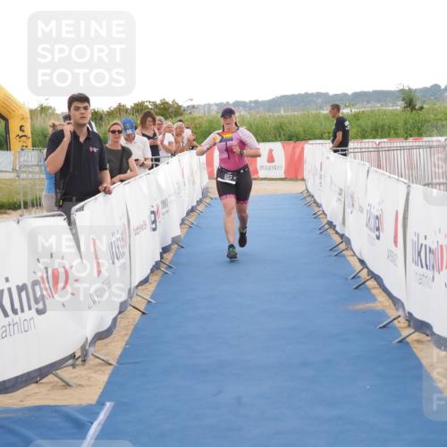 22.06.2025 - Viking Triathlon MichiJ http://msf.ph/oto/8119181 22.06.2025 16:28:26 Ziel 503 meine-sportfotos.de