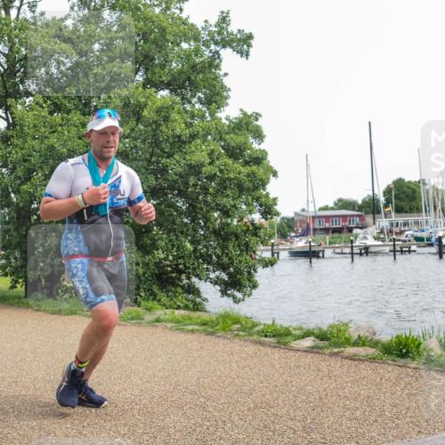 22.06.2025 - Viking Triathlon KatJ http://msf.ph/oto/8119216 22.06.2025 15:12:28 Laufen 353, 627 meine-sportfotos.de