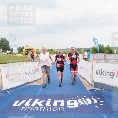22.06.2025 - Viking Triathlon MichiJ http://msf.ph/oto/8119242 22.06.2025 16:59:30 Ziel 640 meine-sportfotos.de
