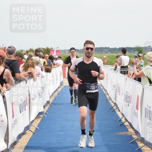 22.06.2025 - Viking Triathlon MichiJ http://msf.ph/oto/8119255 22.06.2025 14:58:44 Ziel 233, 508 meine-sportfotos.de