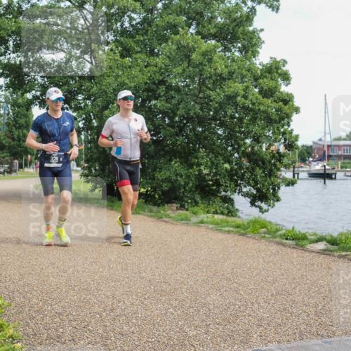 22.06.2025 - Viking Triathlon KatJ http://msf.ph/oto/8119319 22.06.2025 15:12:52 Laufen 318, 328 meine-sportfotos.de