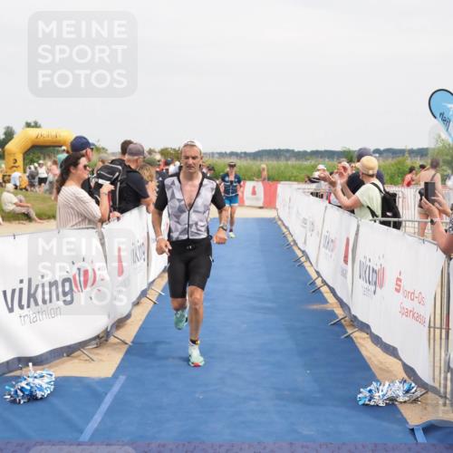 22.06.2025 - Viking Triathlon MichiJ http://msf.ph/oto/8119325 22.06.2025 15:09:10 Ziel 17 meine-sportfotos.de