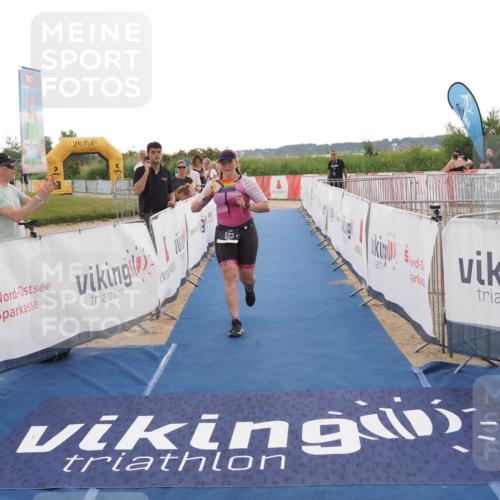 22.06.2025 - Viking Triathlon MichiJ http://msf.ph/oto/8119340 22.06.2025 16:28:28 Ziel 503 meine-sportfotos.de