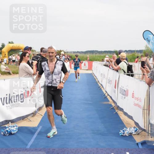 22.06.2025 - Viking Triathlon MichiJ http://msf.ph/oto/8119350 22.06.2025 15:09:10 Ziel 17 meine-sportfotos.de