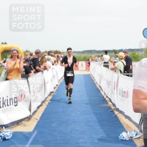 22.06.2025 - Viking Triathlon MichiJ http://msf.ph/oto/8119354 22.06.2025 14:58:45 Ziel 233, 508 meine-sportfotos.de